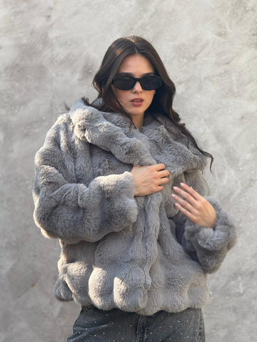 Feel the lux fur jacket in grey