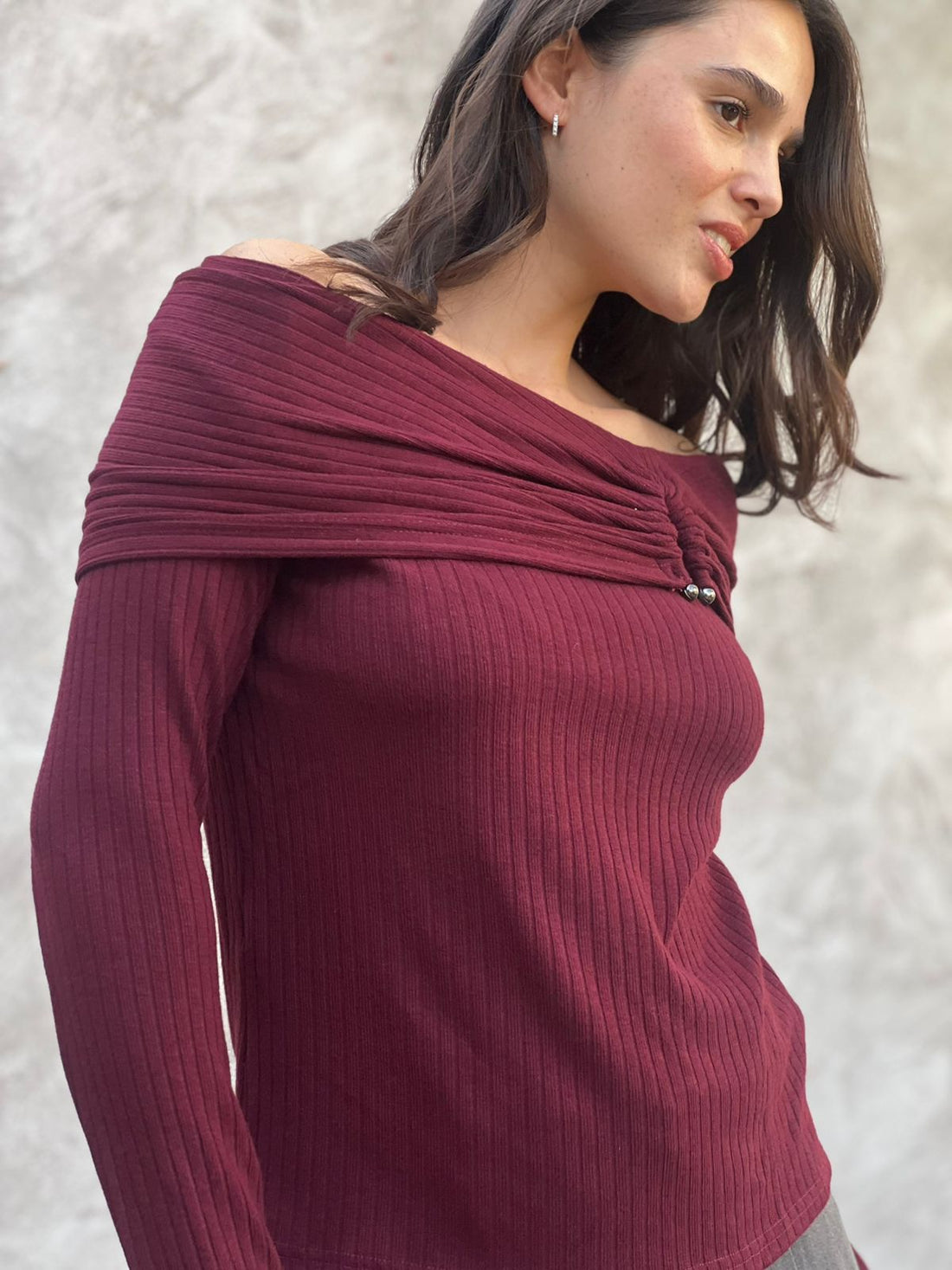 Knit sway pullover in burgundy