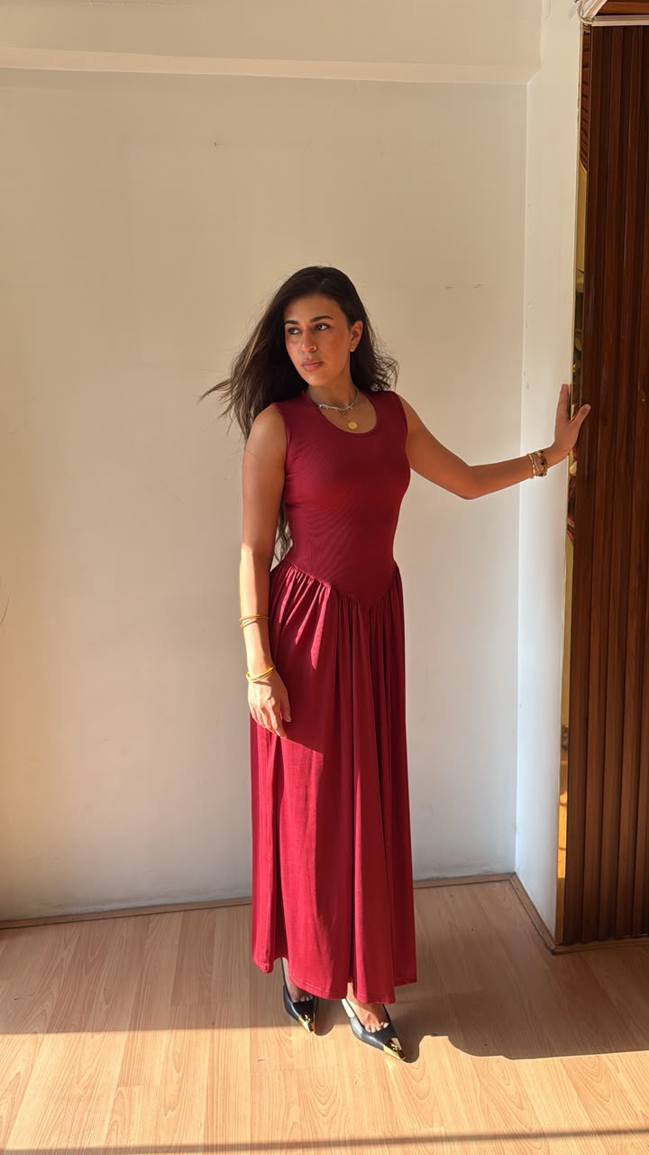 Waist defined long dress Burgundy