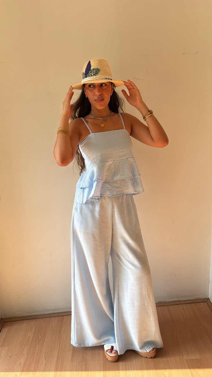 Mini strip linen pants in baby blue