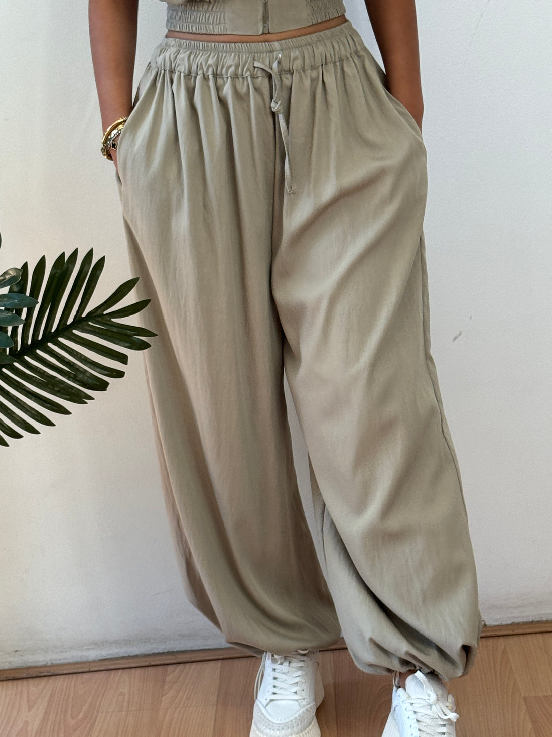 oliv breeze pants