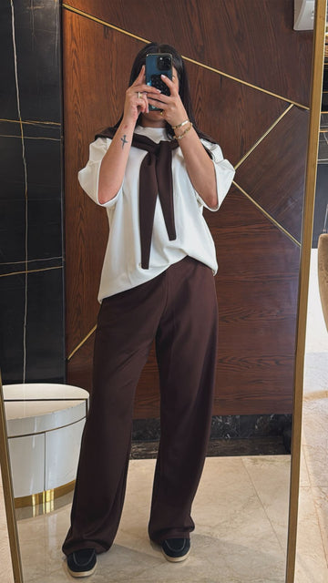 SCHOOL GIRL SET IN BROWN